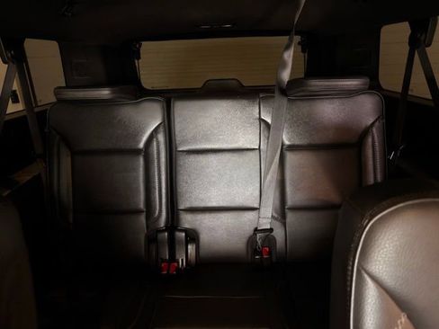 Used 2022 GMC Yukon XL Denali AWD/4WD image 22