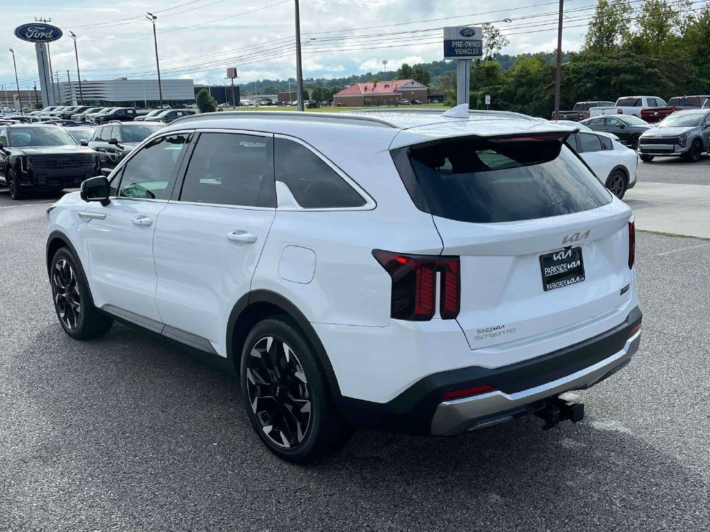 Used 2026 Kia Sorento SX FWD image 32
