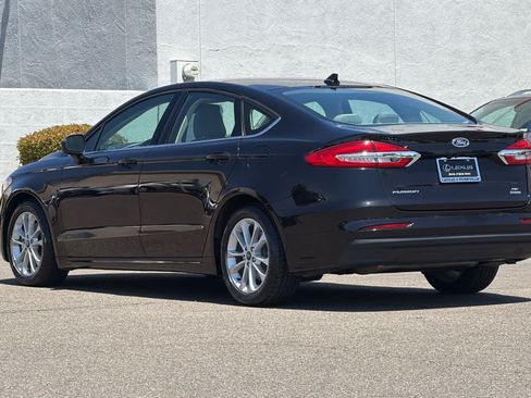 Used 2020 Ford Fusion SE FWD image 7