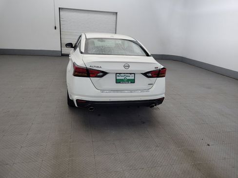 Used 2023 Nissan Altima 2.5 SR AWD/4WD image 6