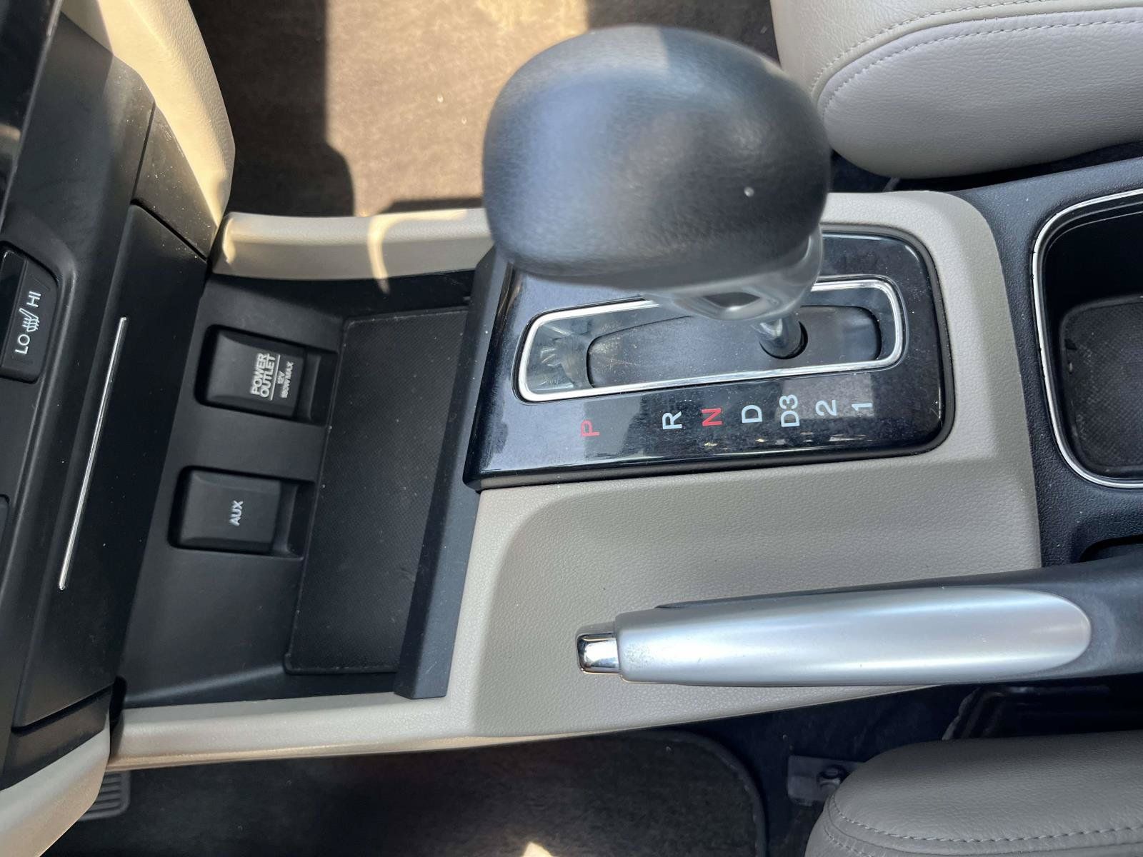 Used 2013 Honda Civic EX-L image 19