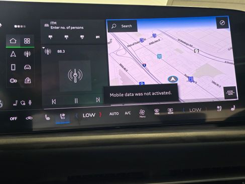 Used 2025 Audi Q5 Premium Plus w/ Premium Plus image 14