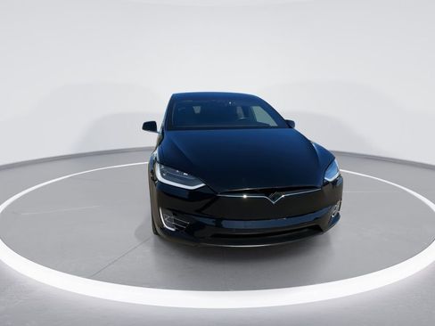 Used 2018 Tesla Model X 100D image 6