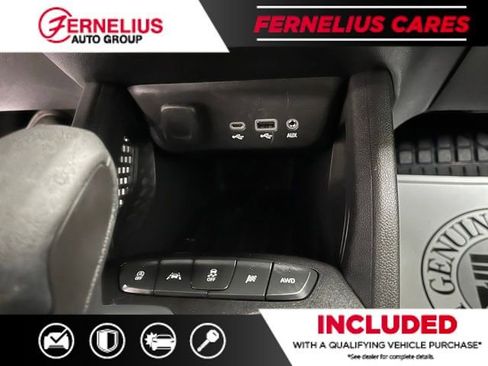 Used 2023 Chevrolet TrailBlazer LT w/ Convenience Package image 38