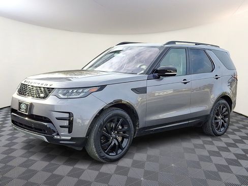 Used 2020 Land Rover Discovery Landmark image 1