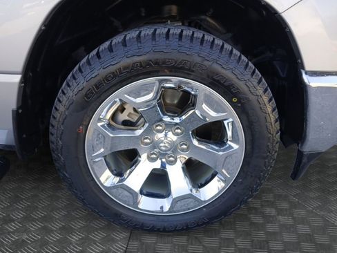 Used 2022 RAM 1500 Lone Star AWD/4WD image 15