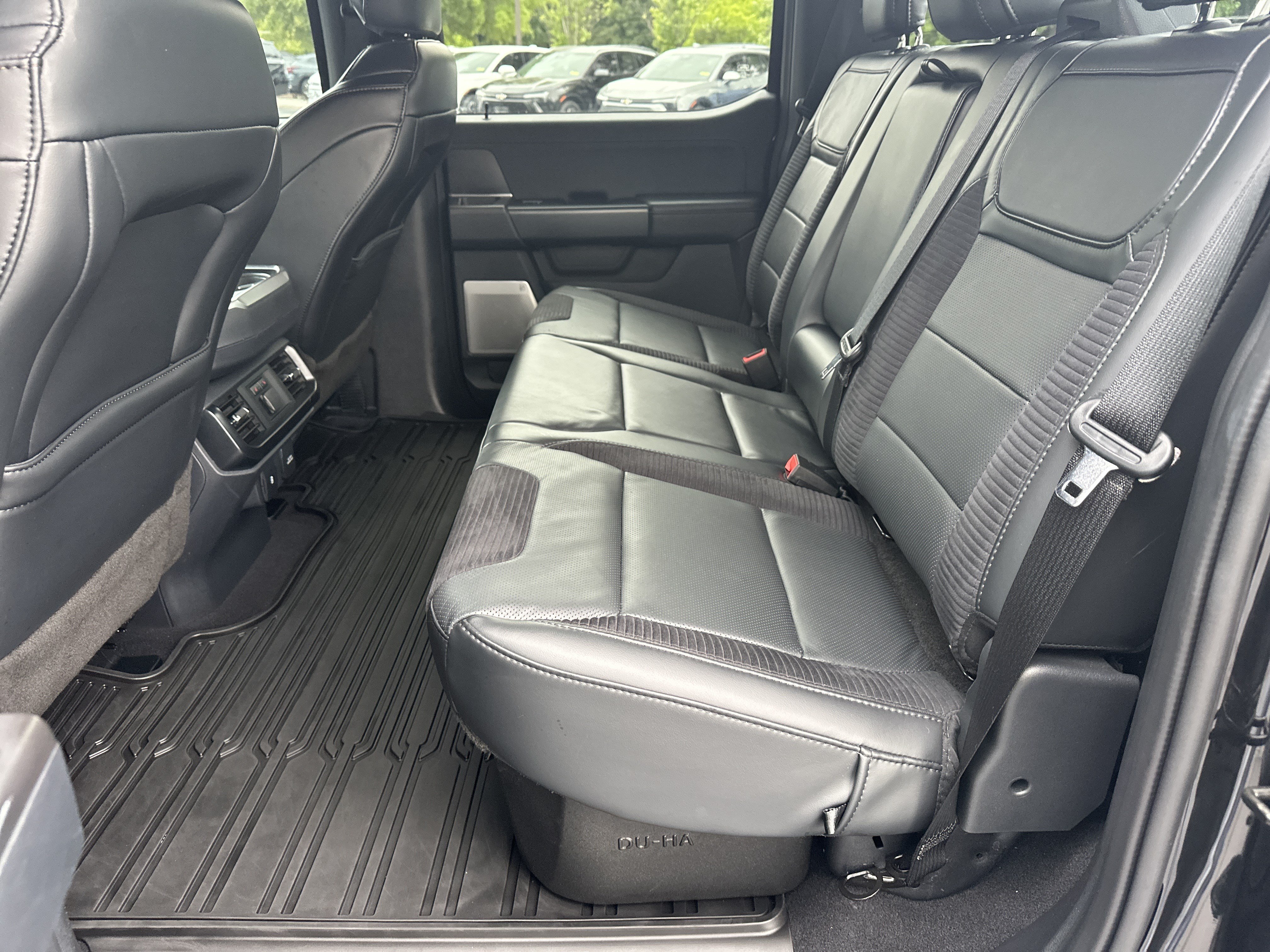 Used 2023 Ford F150 Raptor w/ Raptor Carbon Fiber Package AWD/4WD image 25