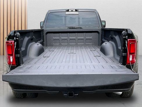 New 2026 RAM 3500 Big Horn AWD/4WD image 24