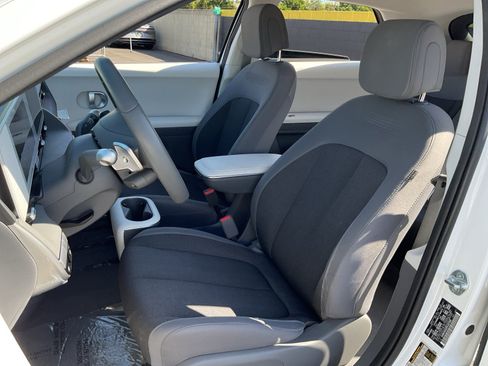 Used 2024 Hyundai Ioniq 5 SEL RWD image 18