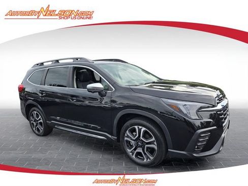 Used 2023 Subaru Ascent Limited w/ Technology Package AWD/4WD image 1