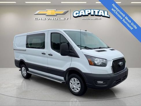 Used 2025 Ford Transit 250 Low Roof w/ Exterior Upgrade Package RWD image 8