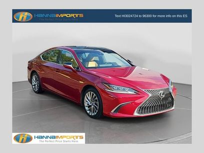 Used 2019 Lexus ES 350 Ultra Luxury w/ Accessory Package 2