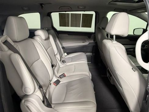 Used 2022 Honda Odyssey EX-L image 37