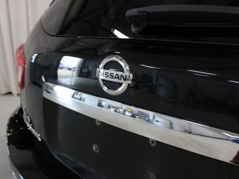 Used 2019 Nissan Pathfinder S AWD/4WD image 33
