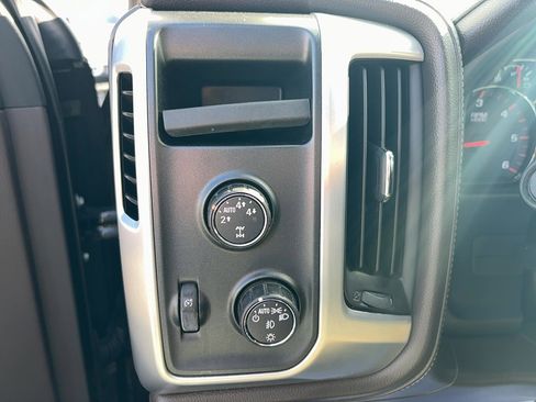 Used 2015 GMC Sierra 1500 SLT w/ SLT Crew Cab Value Package image 21