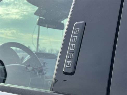 Used 2022 Ford F350 Lariat w/ Lariat Ultimate Package image 15