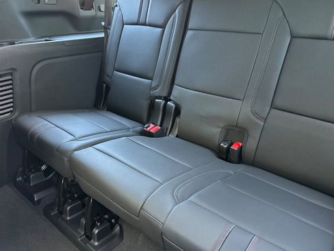 New 2026 Chevrolet Suburban RST w/ RST Capability Package AWD/4WD image 14