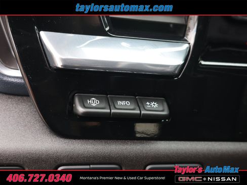 Used 2025 Chevrolet Silverado 1500 High Country w/ Technology Package AWD/4WD image 35