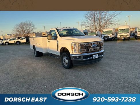 New 2025 Ford F350 XL w/ XL Chrome Package image 3