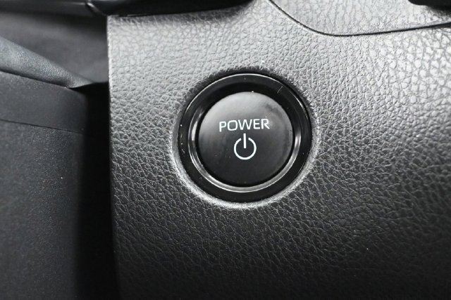 Certified 2025 Toyota Camry LE w/ Convenience Package AWD/4WD image 22