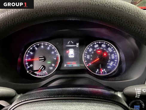 Used 2020 Toyota RAV4 XLE w/ Convenience Package image 26