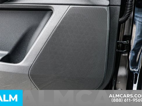 Used 2024 Nissan Pathfinder SV image 47