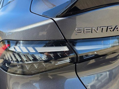 New 2026 Nissan Sentra SR w/ Floor Mat Package FWD image 11