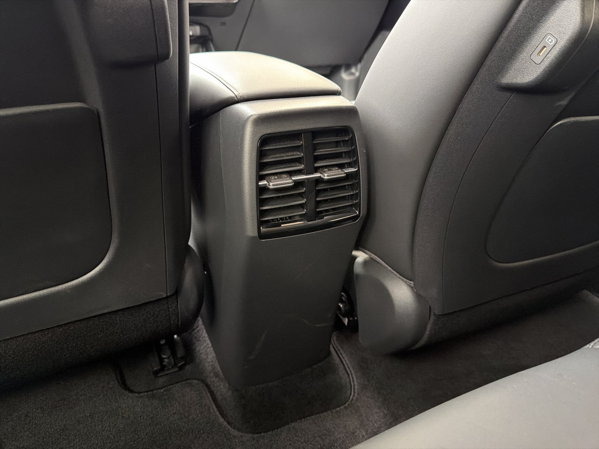 Certified 2023 Kia Niro Wave w/ Wave Preserve Package FWD image 17