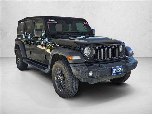 Used 2024 Jeep Wrangler Unlimited Sport AWD/4WD image 3