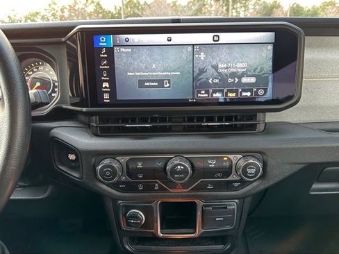 Used 2024 Jeep Wrangler Sport image 20