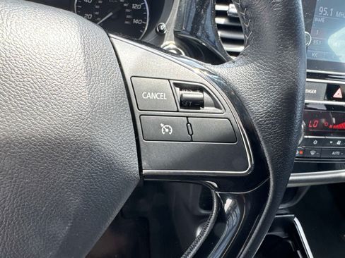 Used 2019 Mitsubishi Outlander SEL FWD image 29