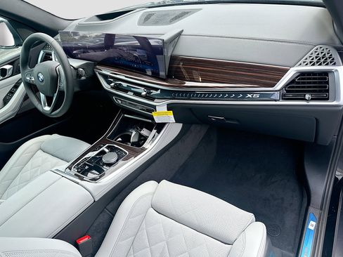New 2026 BMW X5 sDrive40i image 24