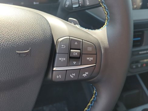 New 2025 Ford Maverick Lobo image 24