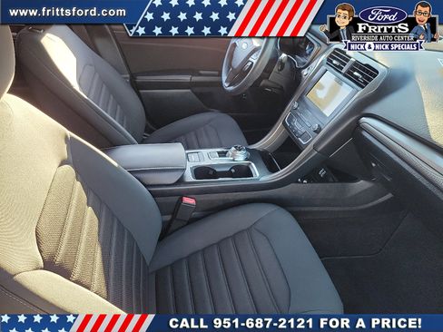 Certified 2019 Ford Fusion SE image 15