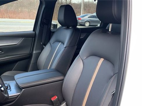 New 2025 MAZDA CX-70 3.3 Turbo S w/ Premium Package image 13