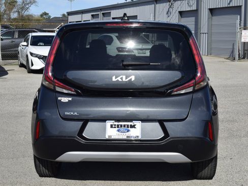 Used 2024 Kia Soul LX w/ Option Group 015 image 9
