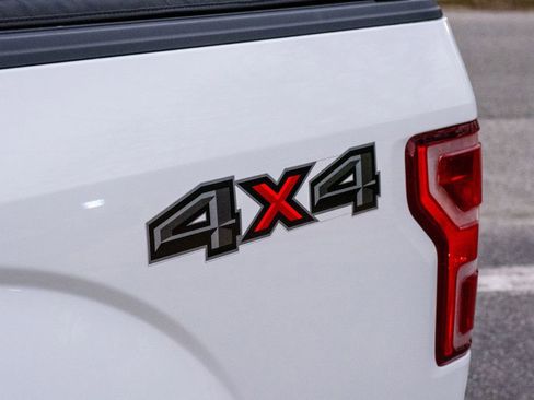 Used 2020 Ford F150 XLT w/ Equipment Group 302A Luxury image 15