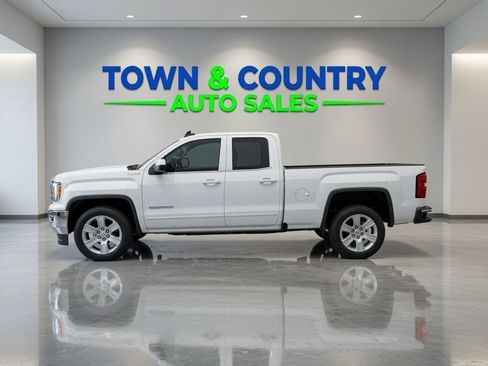 Used 2018 GMC Sierra 1500 SLE w/ SLE Value Package AWD/4WD image 2