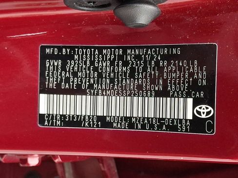Used 2025 Toyota Corolla LE FWD image 26