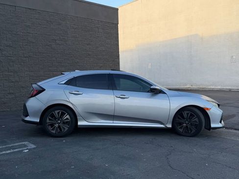 Used 2018 Honda Civic EX image 6