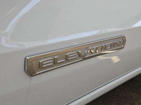New 2026 GMC Canyon Elevation w/ Convenience Package RWD image 31