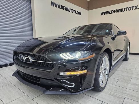 Used 2018 Ford Mustang Premium w/ Safe & Smart Package RWD image 2