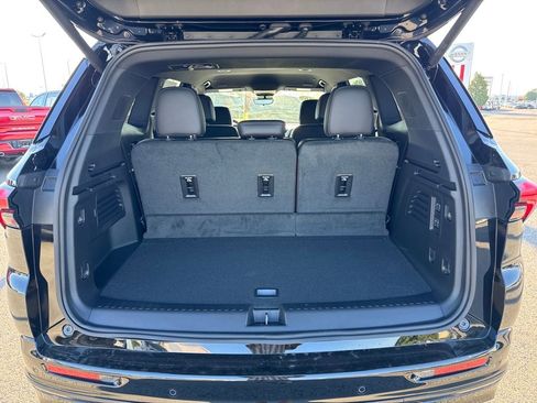 New 2026 Buick Enclave Sport Touring w/ Power Package image 5