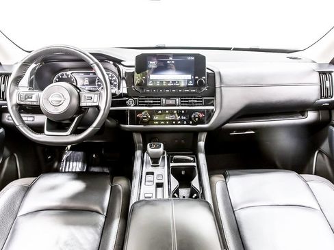 Used 2024 Nissan Pathfinder SL w/ Cargo Package FWD image 17