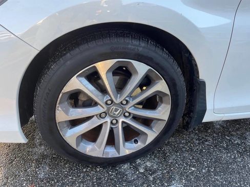 Used 2015 Honda Accord EX-L image 11