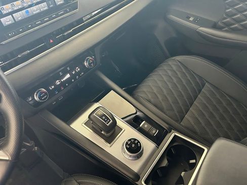 Used 2024 Mitsubishi Outlander SEL FWD image 53