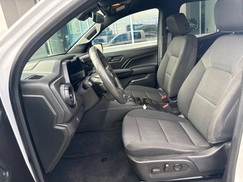 Used 2023 Chevrolet Colorado W/T w/ WT Convenience Package II AWD/4WD image 18