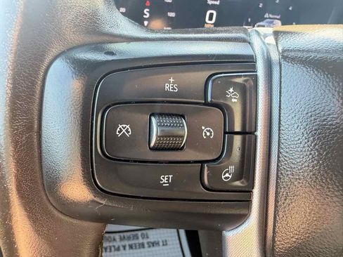 Used 2022 GMC Yukon SLT w/ SLT Premium Package RWD image 32