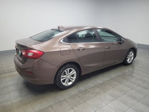 Used 2019 Chevrolet Cruze LT image 10