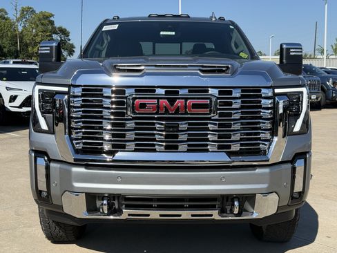 New 2026 GMC Sierra 2500 Denali w/ Denali Reserve Package AWD/4WD image 7